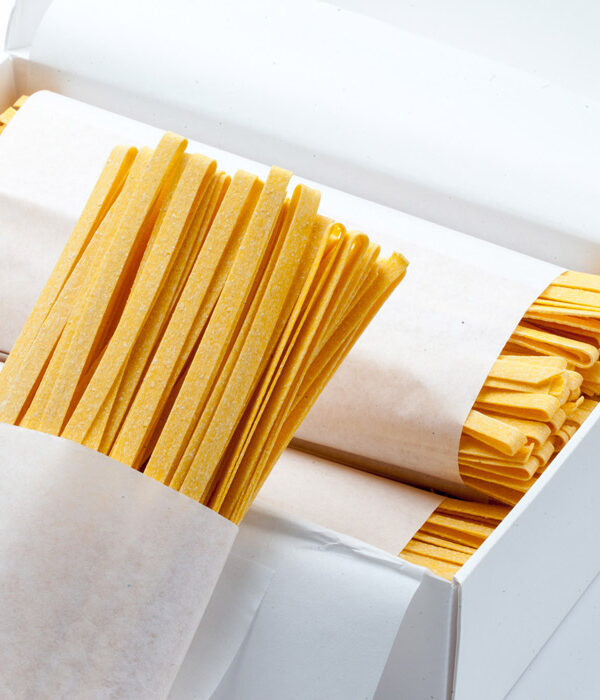 Tagliatelle Amalfitane, domače jajčne testenine 