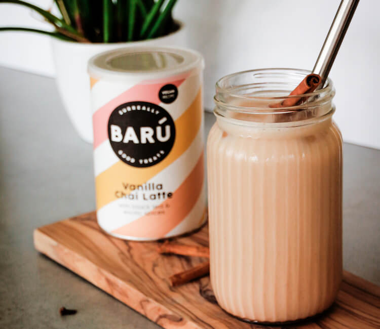 VEGAN Vanilla Chai Latte topli napitek