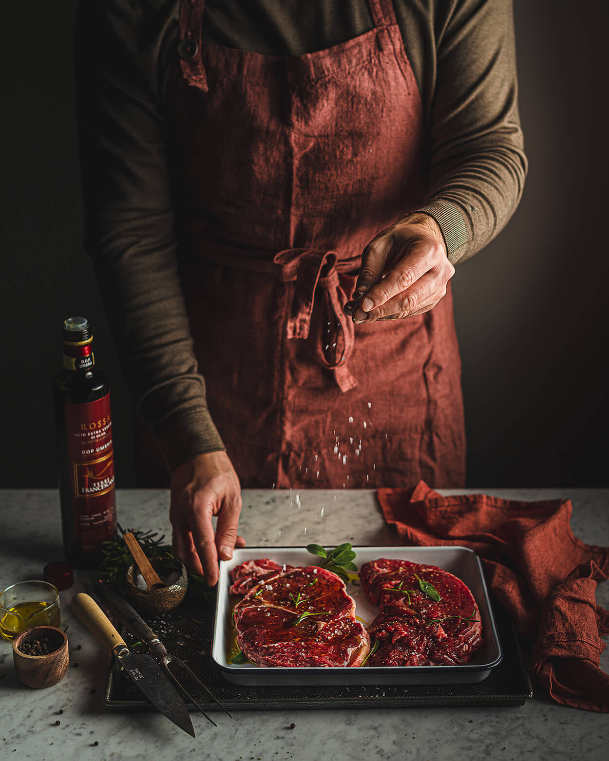 Ekstra deviško oljčno olje DOP Umbria ROSSO iz Umbrije