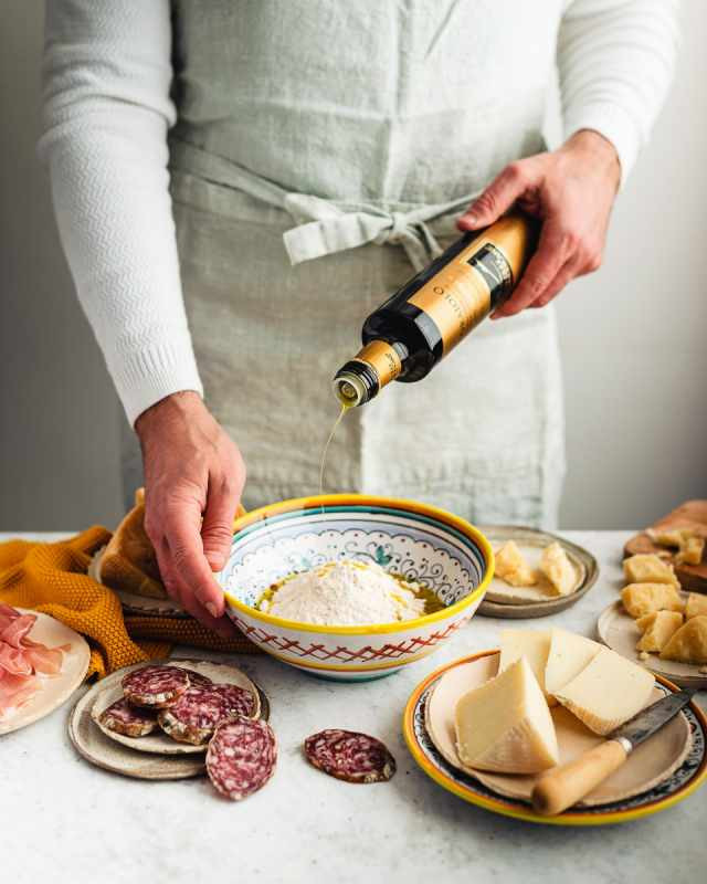 Ekstra deviško oljčno olje monokultivar moraiolo Umbrija