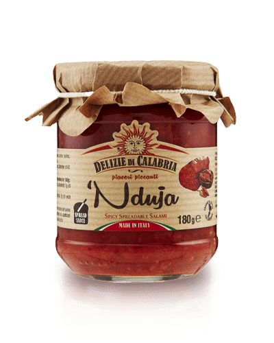 Nduja mehka mazljiva pikantna salama iz Kalabrije s čiliji