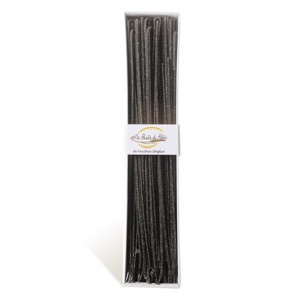 Chitarrine s sipinim črnilom